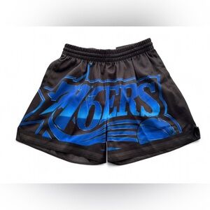 NWT Women's Mitchell & Ness Philadelphia 76ers Big Face 4.0 Shorts Sm $75 MSRP